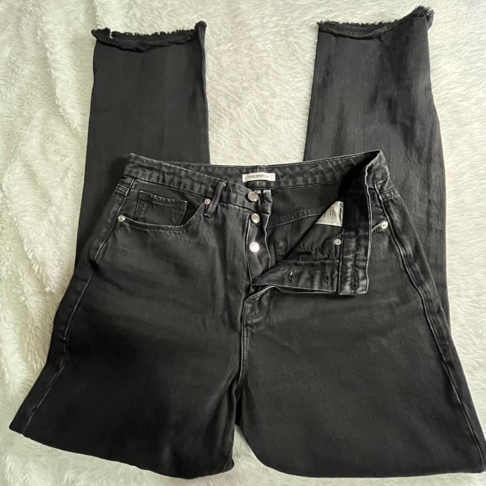 Good American Jeans 9/29 Good Boy Black Vintage Inspired Button
Fly Straight